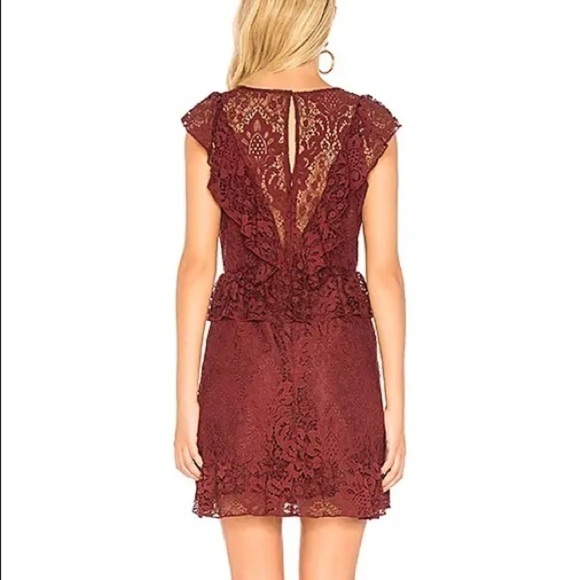 BB Dakota RSVP Lace Dress - Picture 2 of 15